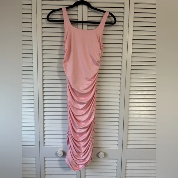 Pink Dress - Picture 4 of 7